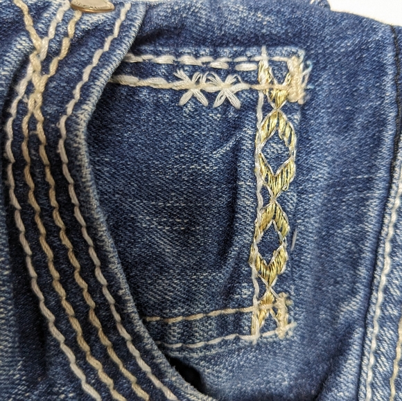 Amethyst Jean shorts Distressed women's size 3 Blue Rachel thick stitch Q-1 - Picture 3 of 11